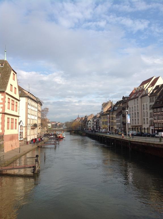 A L'Ill - Apparts & Studios Strasbourg Hyper Centre 部屋 写真